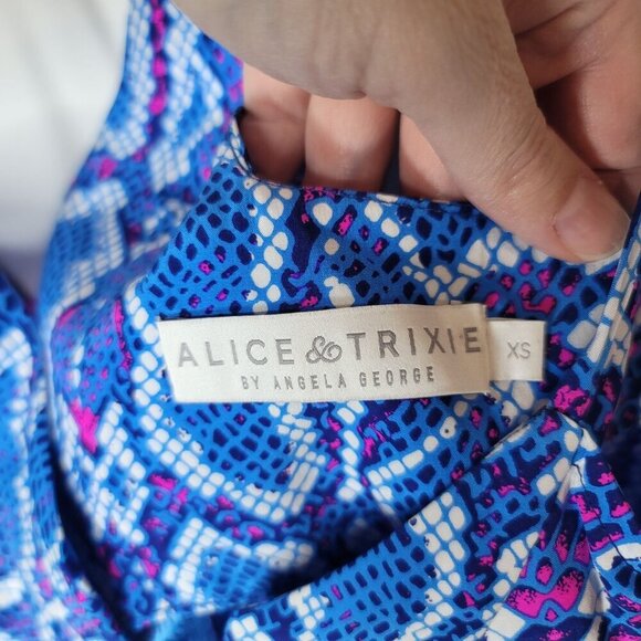 Alice & Trixie Blouse Womens XSmall - Picture 5 of 7